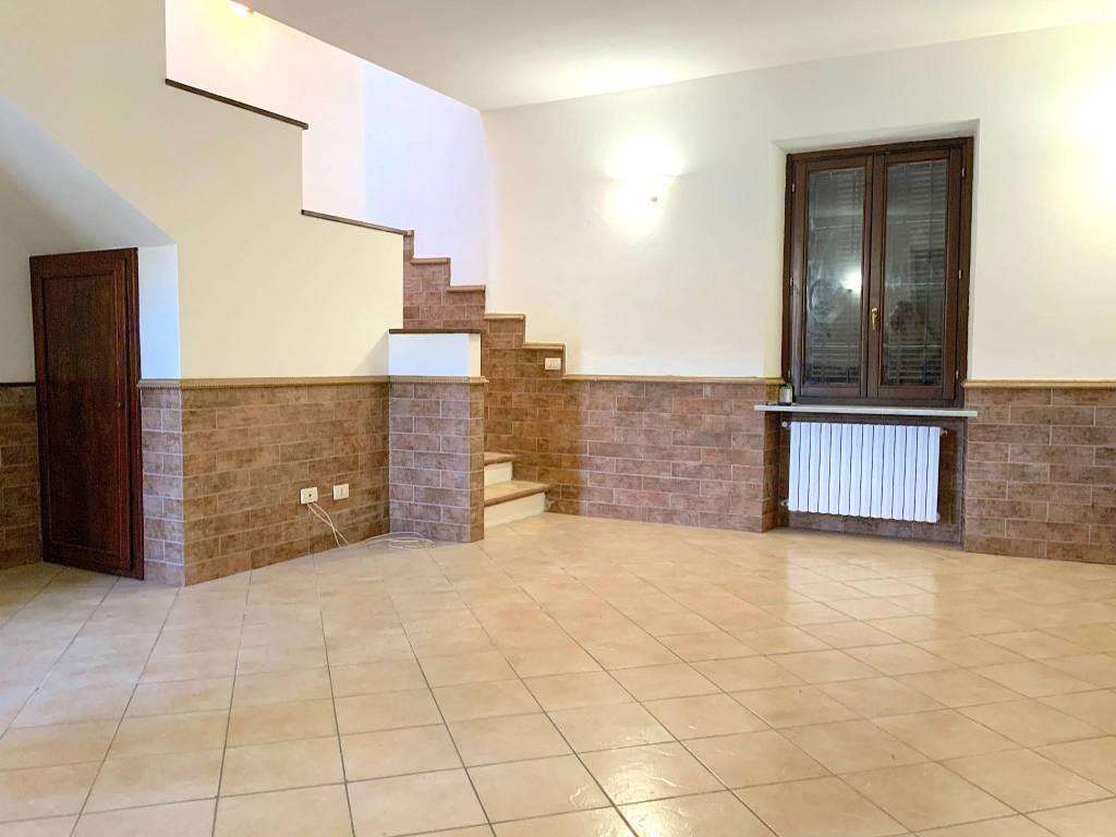 Villetta a schiera a Mortara in Viale Raffaello Sanzio, 10 - Foto 5
