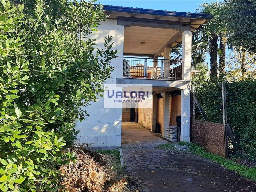 Casa indipendente a Faenza in VIA TOMBARELLE, 21 - Foto 3
