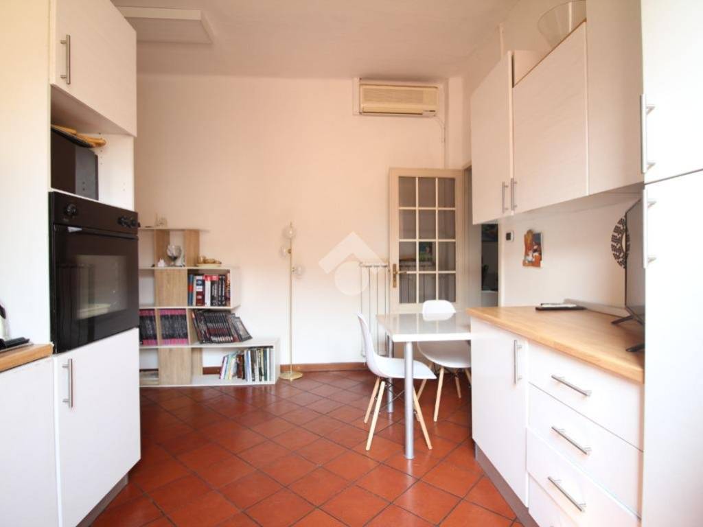 Appartamento a Bologna in V. della Salute, 27 - Foto 5