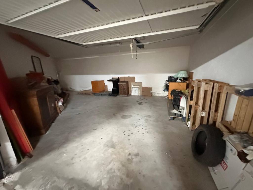 Box / garage a Caserta in Via Antonello da Caserta, 22 - Foto 4