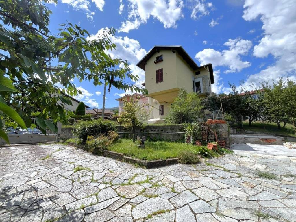 Casa indipendente a Biella in Via Santuario d'Oropa, 260 - Foto 2