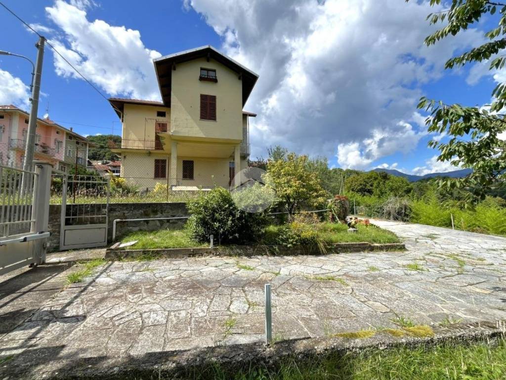 Casa indipendente a Biella in Via Santuario d'Oropa, 260 - Foto 3