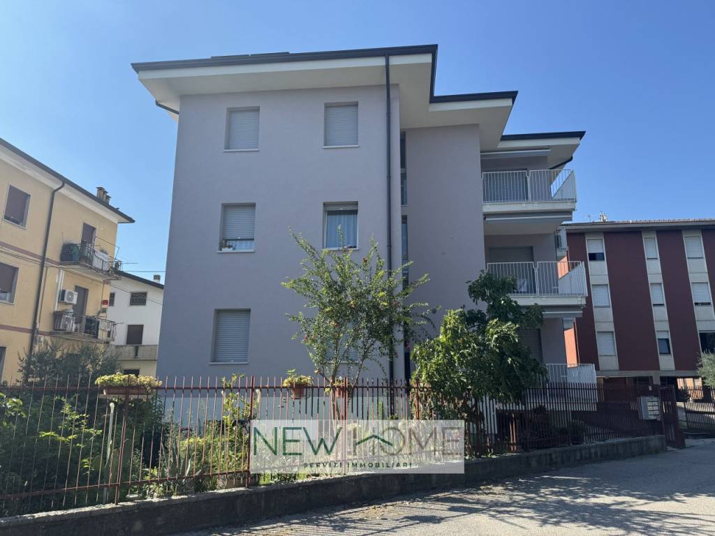 Appartamento a Verona in via pomposa 27 - Foto 2