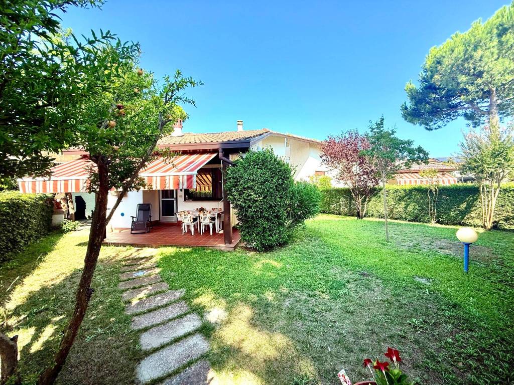 Casa indipendente a Comacchio in Viale del Lago, 1 - Foto 4