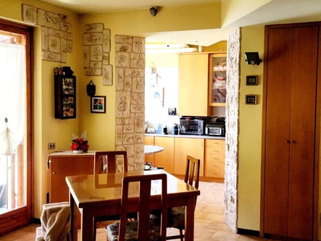 Appartamento a Olgiate comasco in Via Achille Grandi - Foto 3