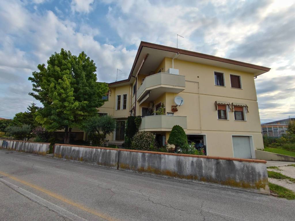 Appartamento a Azzano decimo in Via Mores Sopra, 18 - Foto 3