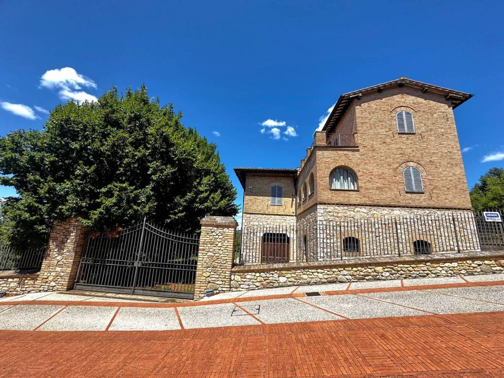 Villa a Assisi in VIA BEATO PADRE LUDOVICO DA CASORIA, 10 - Foto 2