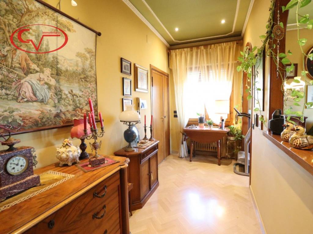 Appartamento a Montevarchi in Via Guglielmo Marconi - Foto 3