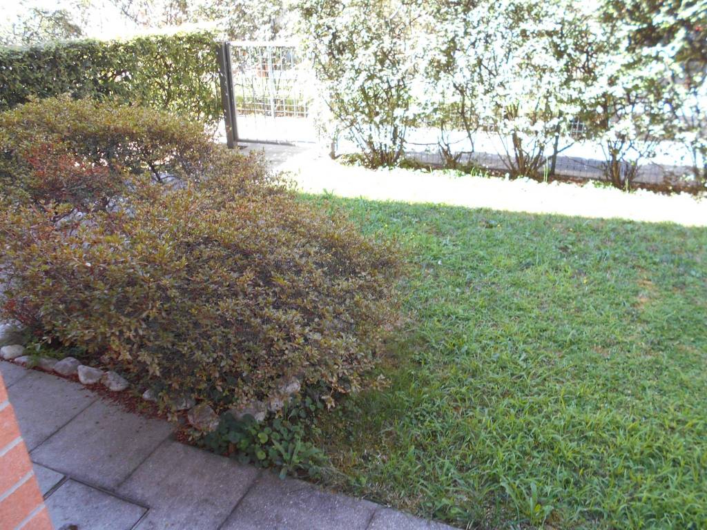 Villetta a schiera a Carugo in Via Alcide De Gasperi - Foto 3