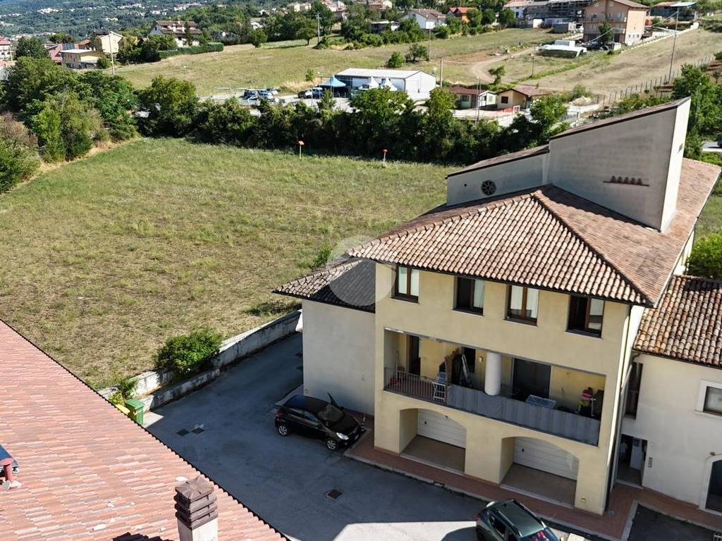 Appartamento a L'aquila in APPARTAMENTO VIA COLLEVERDE, 9 - Foto 2