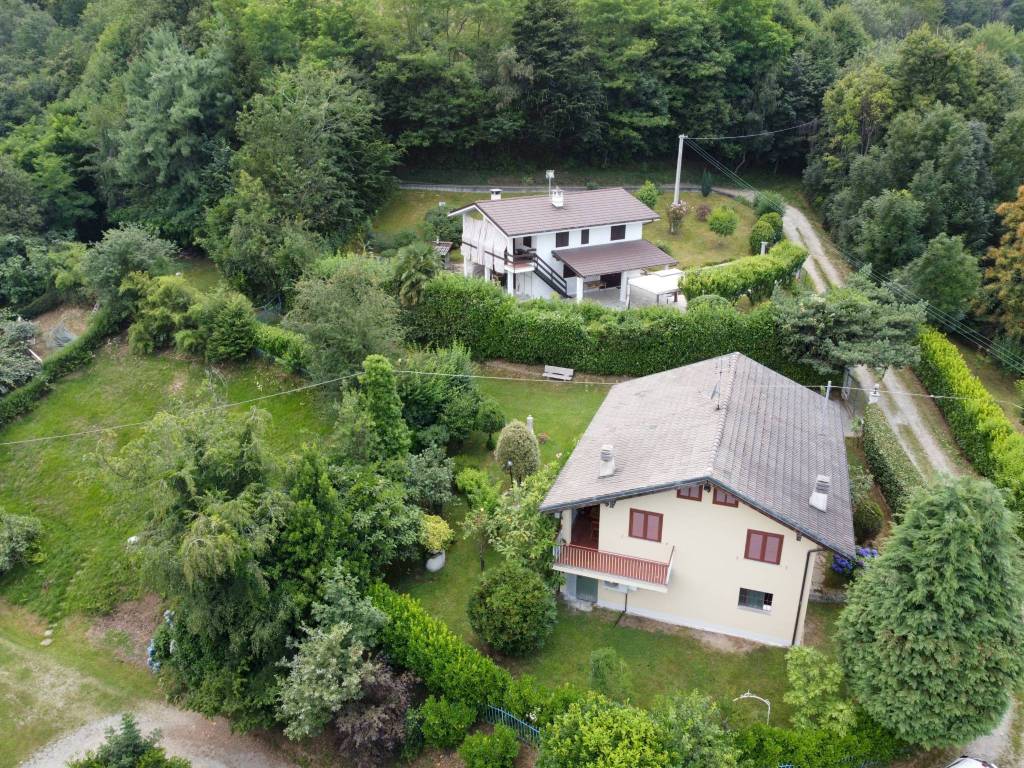Casa indipendente a Bagnolo piemonte in Via Garigo, 20 - Foto 2