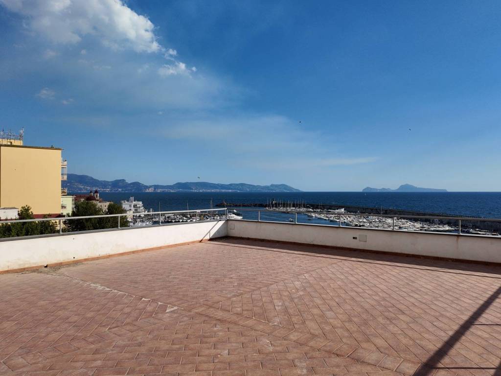 Palazzo / stabile a Torre del greco - Foto 4