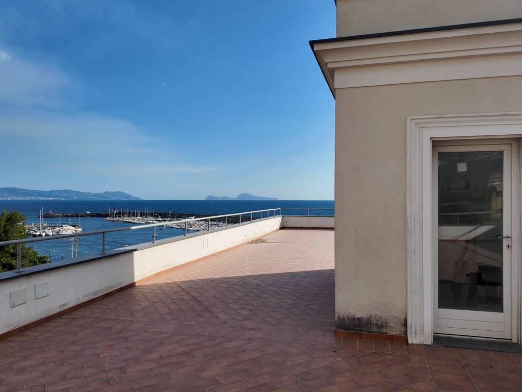 Palazzo / stabile a Torre del greco - Foto 5