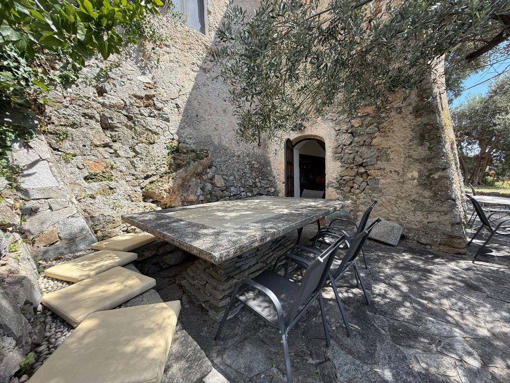 Villa a Finale ligure in Località Giardino-Varigotti - Foto 5