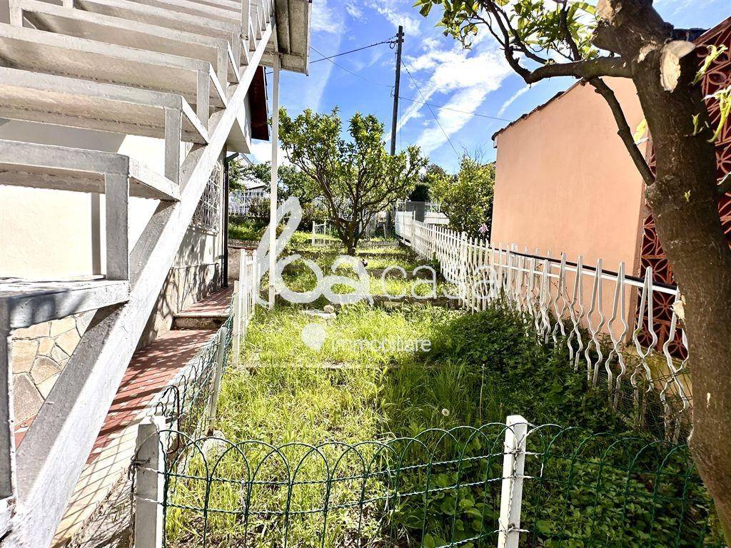 Villa a Boissano in Via delle Ginestre - Foto 4