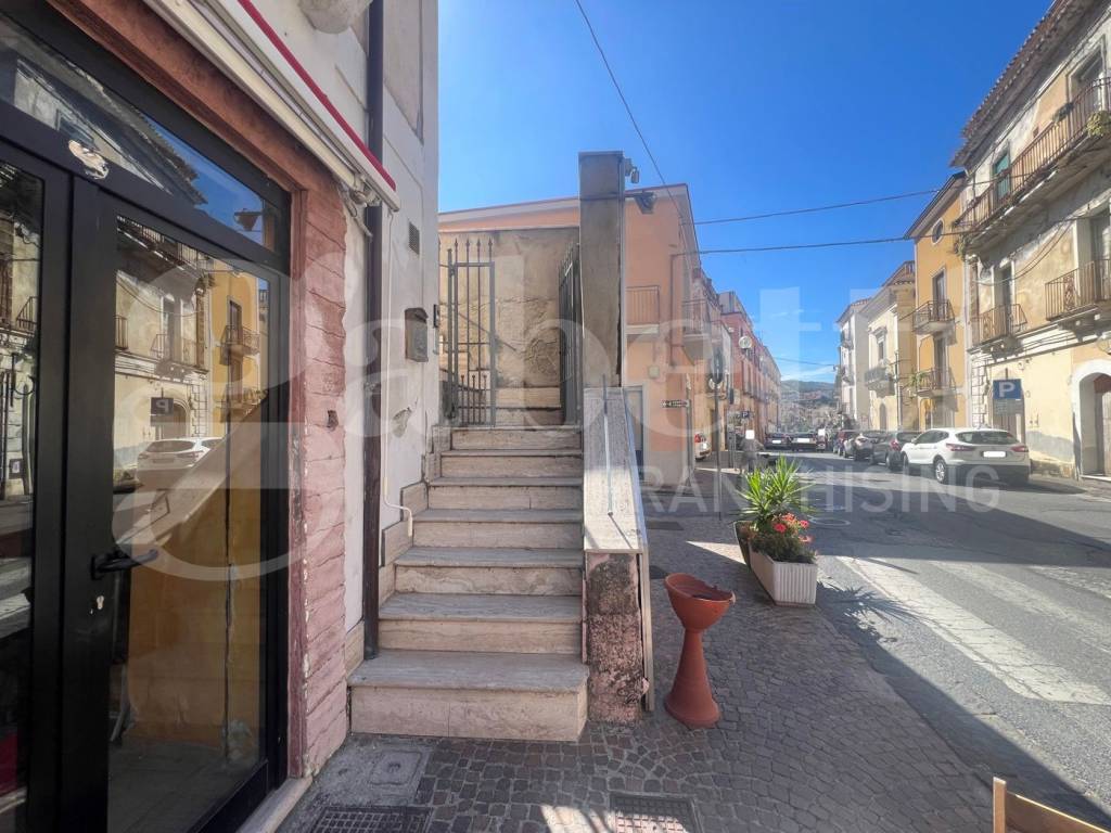 Appartamento a Amantea in VIA VITTORIO EMANUELE , 21 - Foto 2