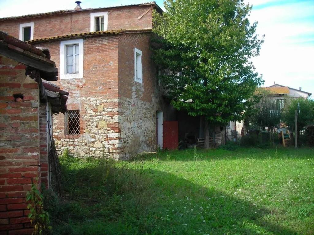 Rustico / casale a Castiglione del lago in Via Del Gioco - Foto 3