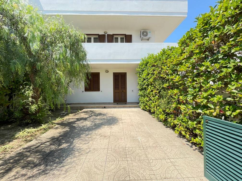 Villa a Melendugno in Via Massimo Troisi - Foto 3
