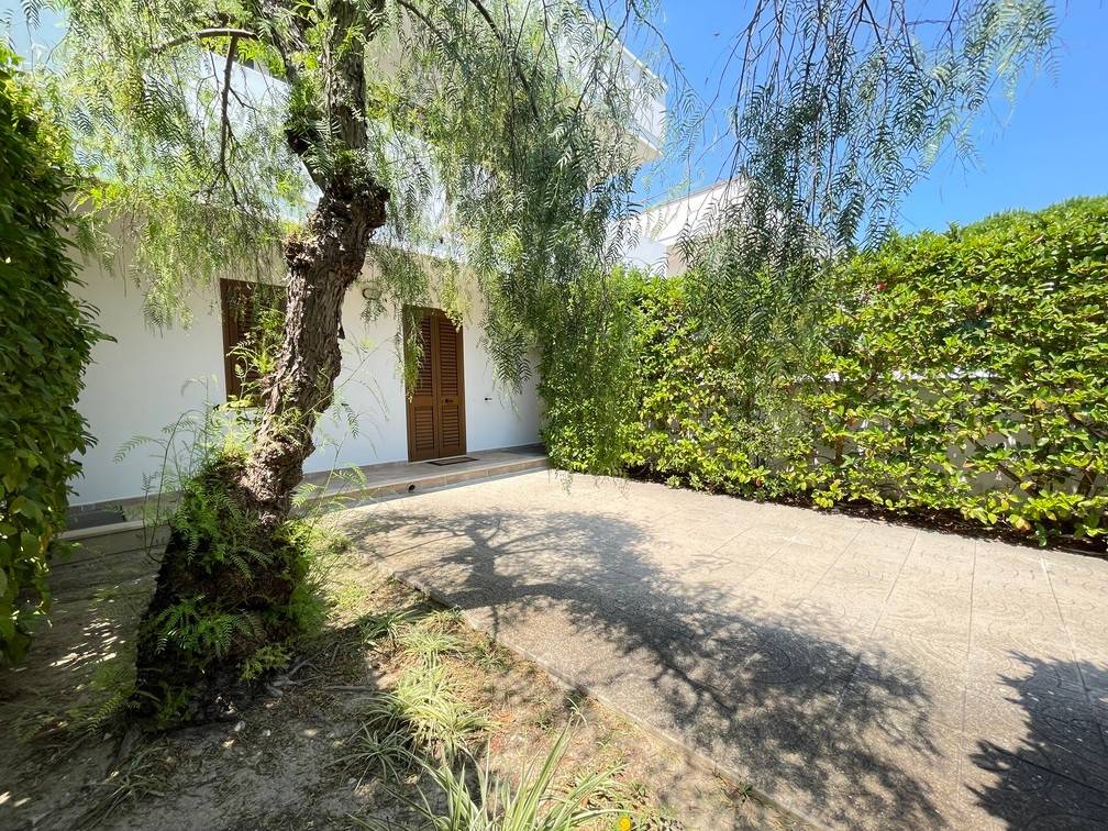 Villa a Melendugno in Via Massimo Troisi - Foto 5