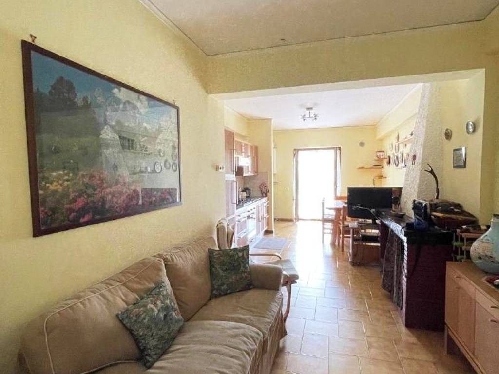 Appartamento a Castel di sangro in Via della Stazione - Foto 2