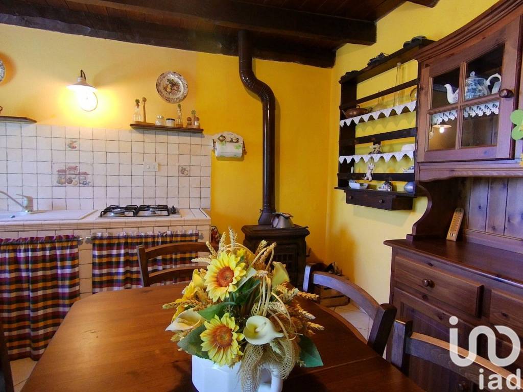 Casa indipendente a Rezzo in Via CASTELLO - Foto 2