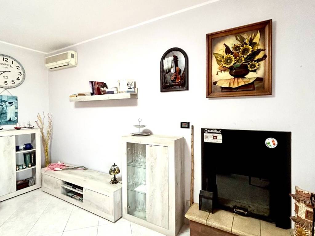 Appartamento a Davoli in Viale Cassiodoro, 213 - Foto 5