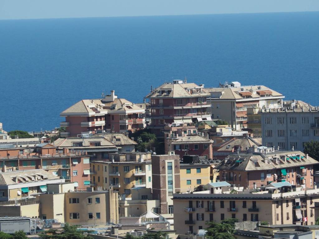 Appartamento a Genova in Via Sotto il Monte - Foto 2