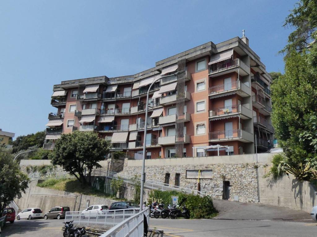 Appartamento a Genova in Via Sotto il Monte - Foto 3
