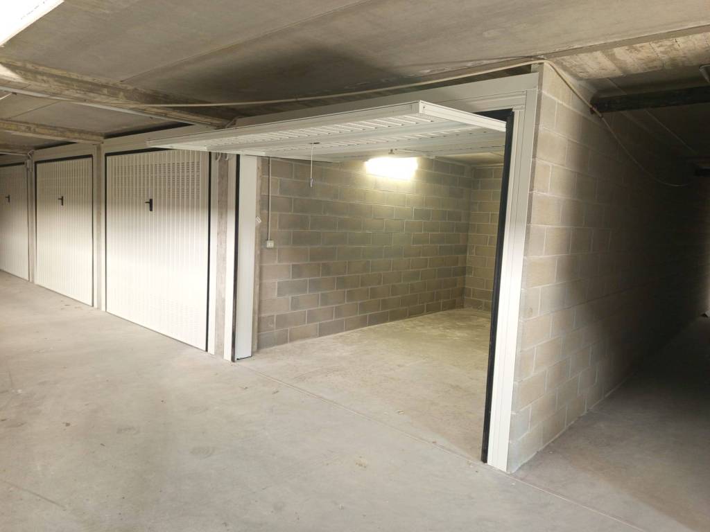 Box / garage a Busca in Via Risorgimento - Foto 2