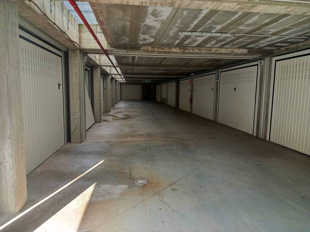 Box / garage a Busca in Via Risorgimento - Foto 3