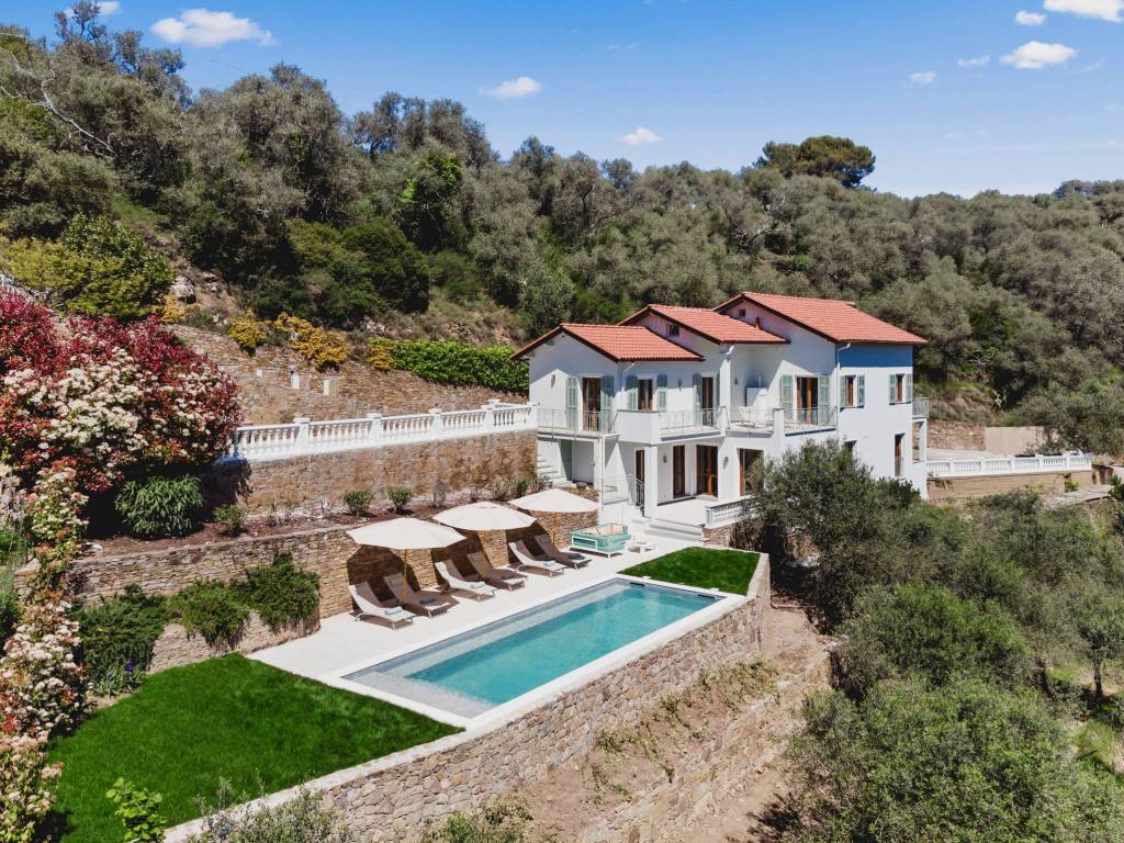 Villa a Dolceacqua in Regione Morghe - Foto 2