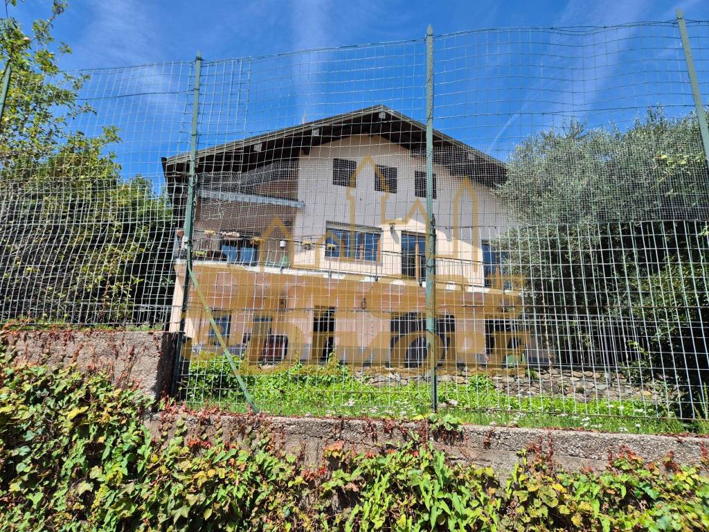 Villa a Arizzano in Via Piemonte, 29 - Foto 3