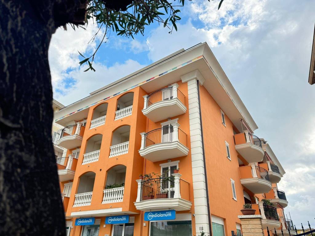 Appartamento a Martinsicuro in Via Cristoforo Colombo, 85 - Foto 2