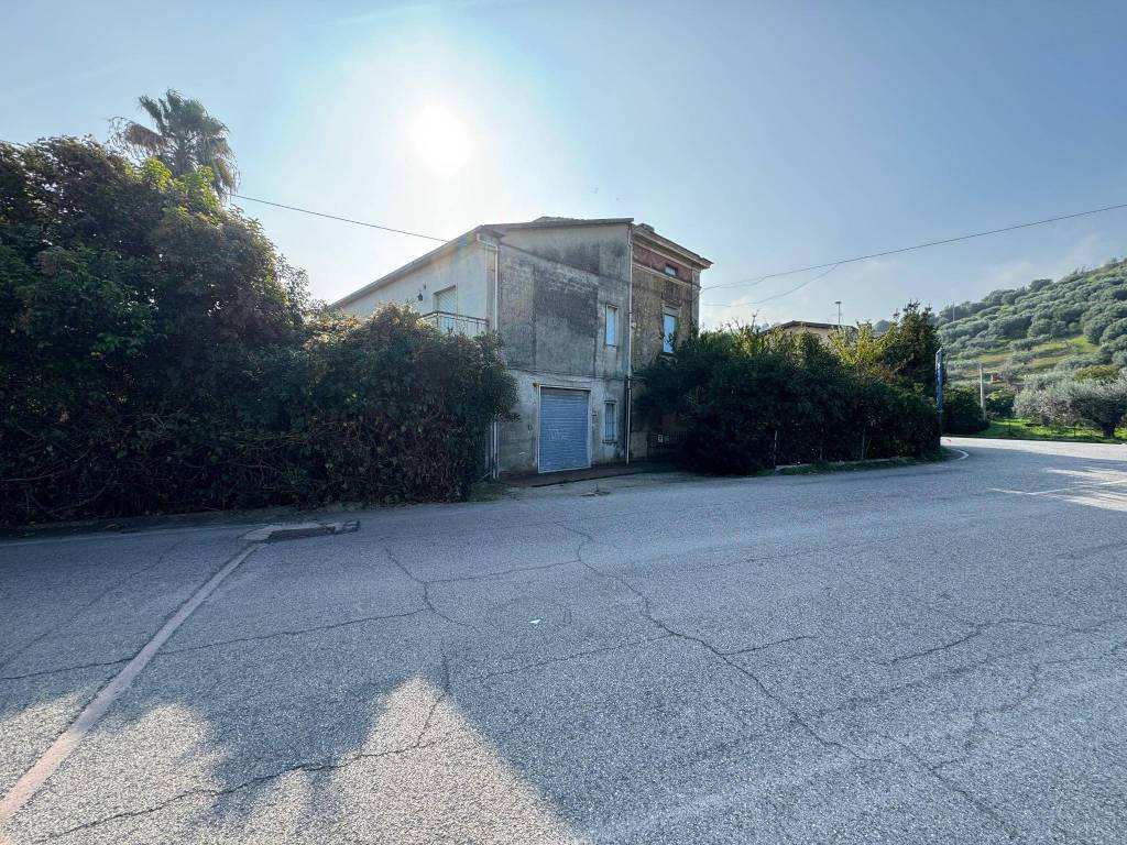 Terreno a Alba adriatica in Via Abruzzo, 73 - Foto 2