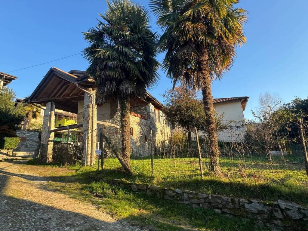 Rustico / casale a Cadrezzate con osmate in via Bascaletta, 6 - Foto 4
