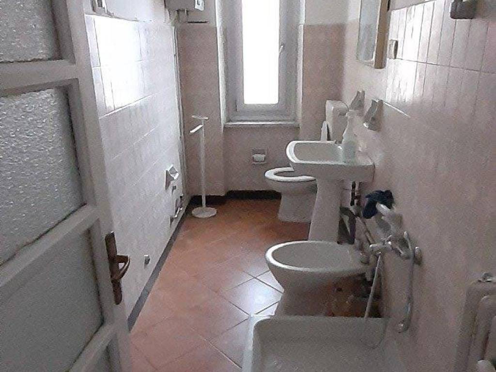 Appartamento a Asti in Via Fratelli Olivero - Foto 3