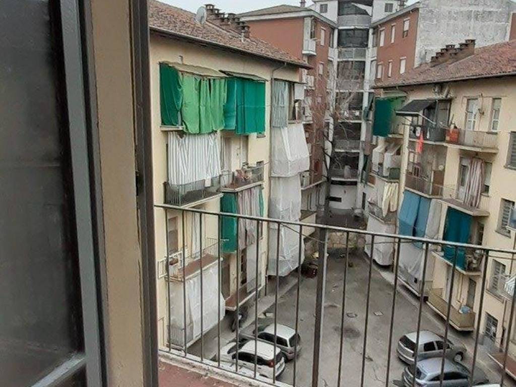Appartamento a Asti in Via Fratelli Olivero - Foto 4