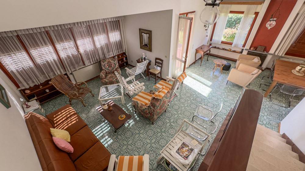 Villa a Pietrasanta in Via Alessandro Manzoni - Foto 2