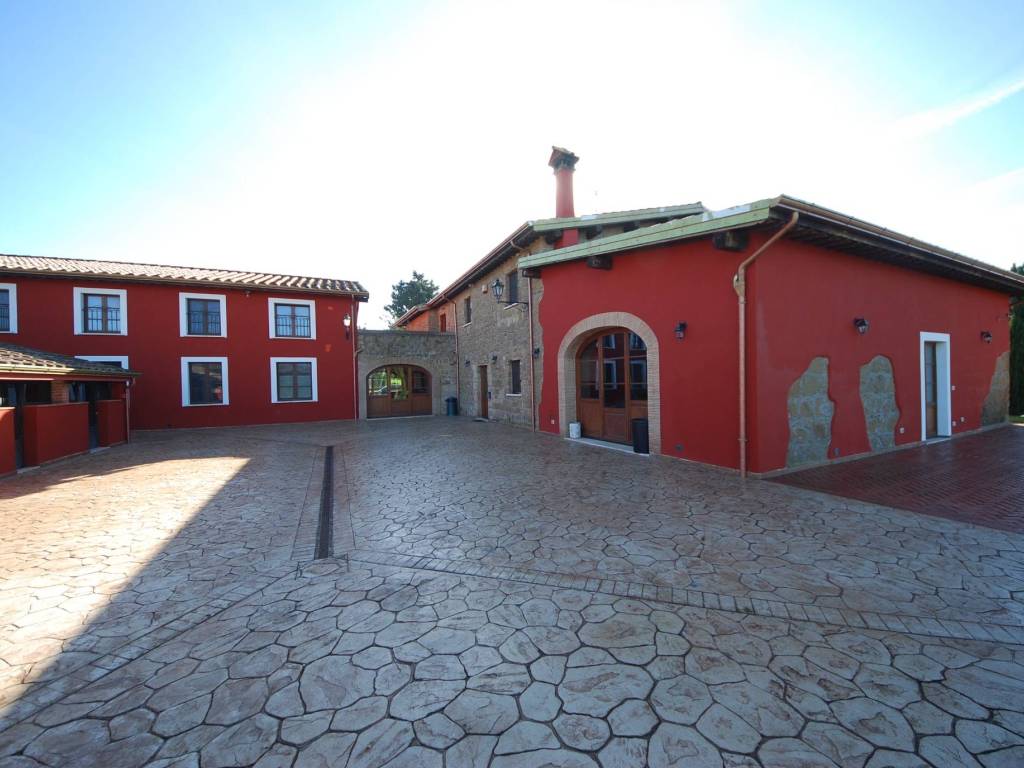 Rustico / casale a Sorano in Via Bettino Ricasoli - Foto 4