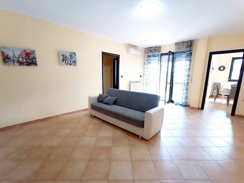 Appartamento a Brindisi in Via Aleandro Gerolamo - Foto 2