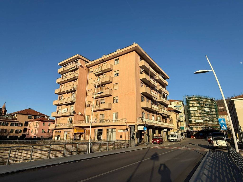 Appartamento a Millesimo in Via Luigi Delfino - Foto 2