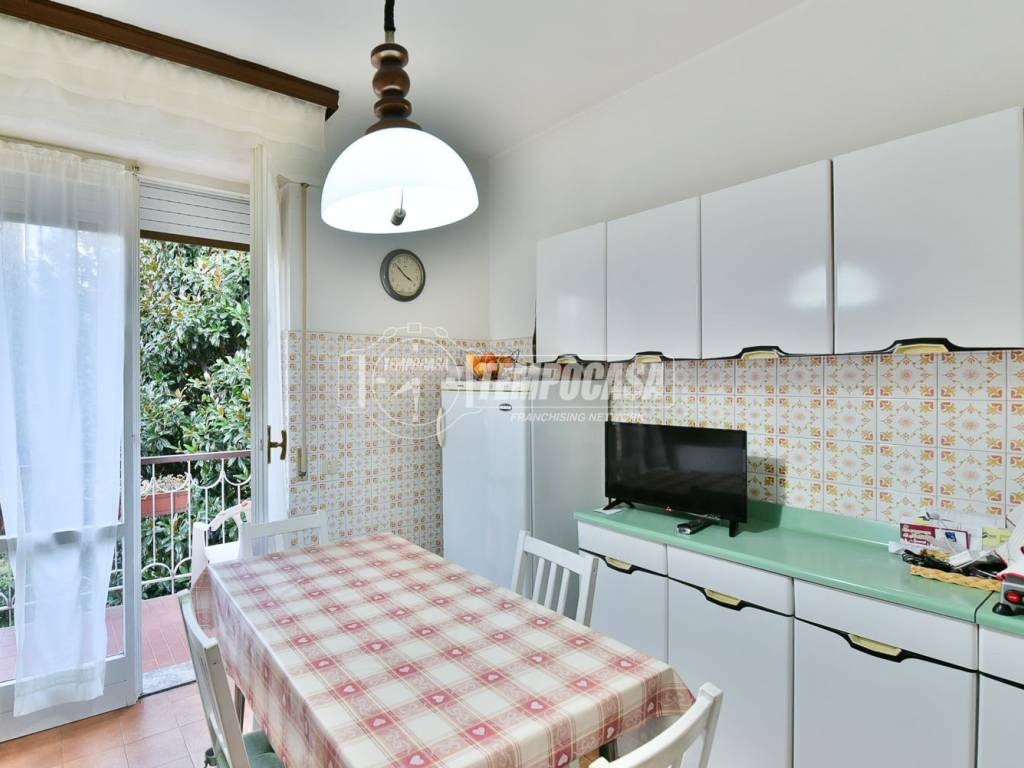 Appartamento a Valmadrera in Via Bovara - Foto 3