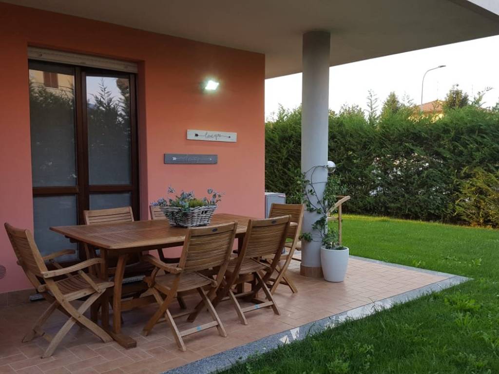 Appartamento a Bernareggio in Via Romagna - Foto 4