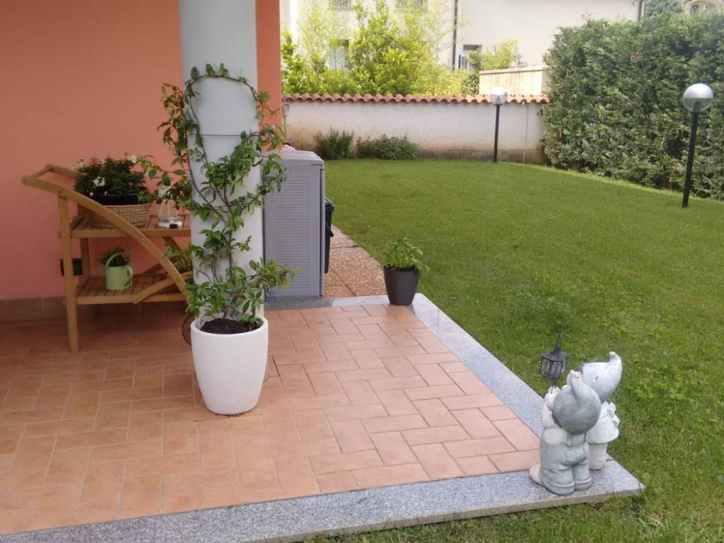 Appartamento a Bernareggio in Via Romagna - Foto 5