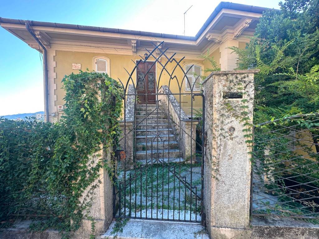 Attico / mansarda a Rapallo in Via Don Giovanni Minzoni - Foto 4