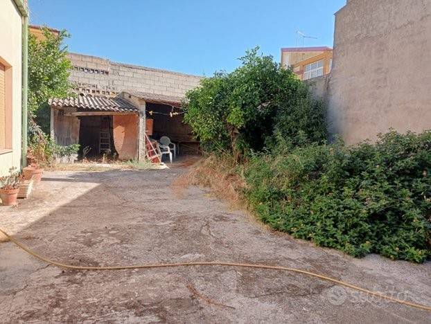 Villa a Nuraminis in Via della Libertà - Foto 2