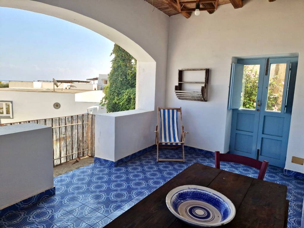 Villa a Lipari in Strada Comunale Coste-Iditella - Foto 4