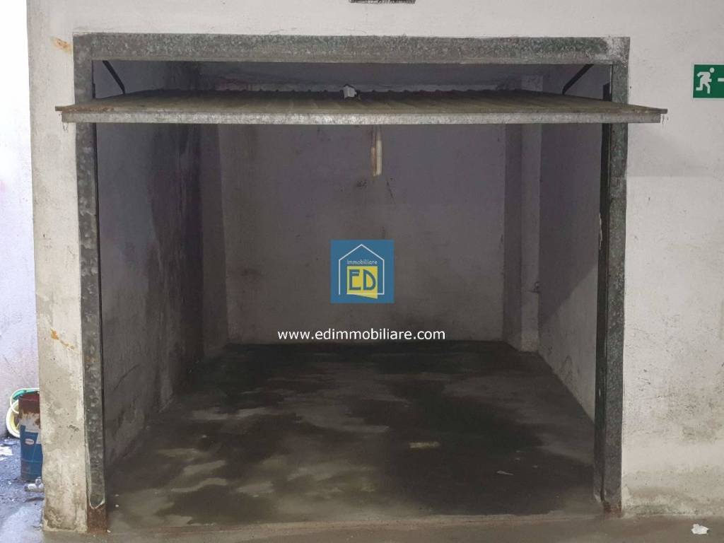 Box / garage a Millesimo in Piazza della Libertà, 54 - Foto 2