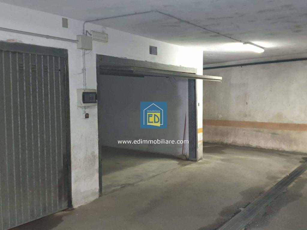Box / garage a Millesimo in Piazza della Libertà, 54 - Foto 3