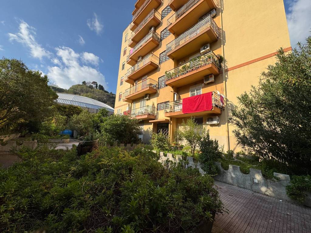Appartamento a Messina in Via Pietro Castelli, 83 - Foto 3